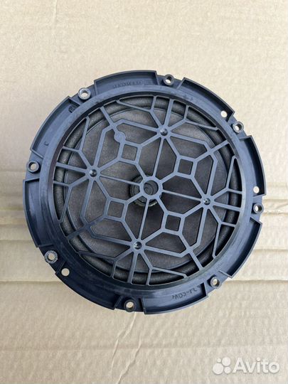 Динамики передних дверей Peugeot 308