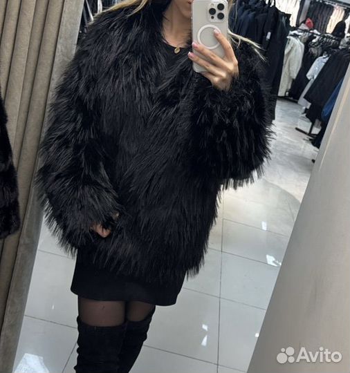 Шубка искусственная короткая