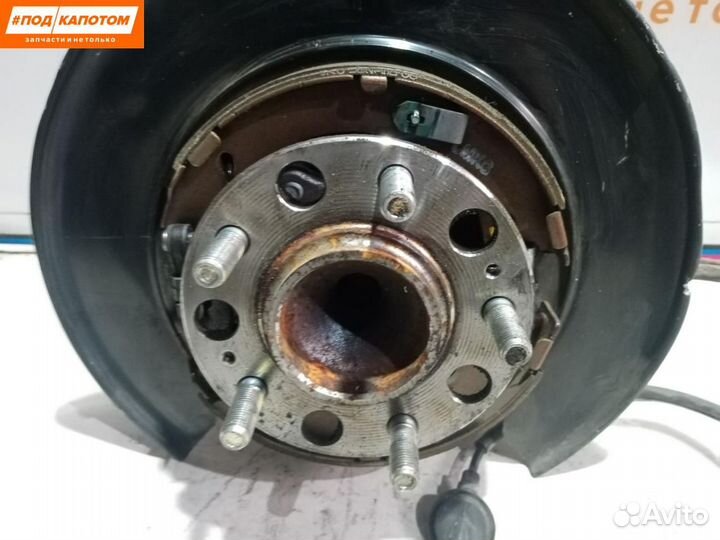 Кулак задний правый Hyundai Tucson 3 2017