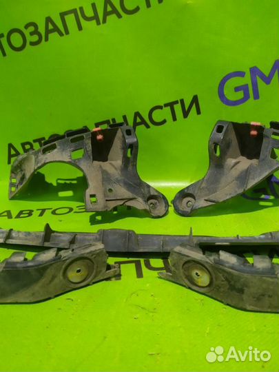 Крепление бампера заднее Opel Astra L35 Z18XER