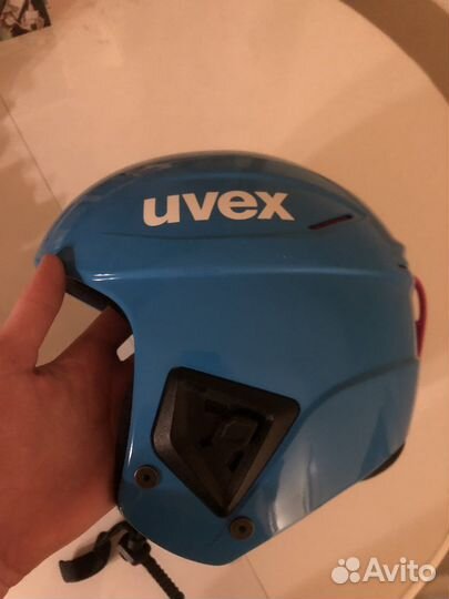 Синий горнолыжный шлем uvex 53-54см
