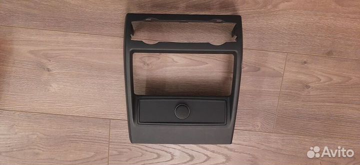 Накладка центральной консоли задняя BMW X5 E70