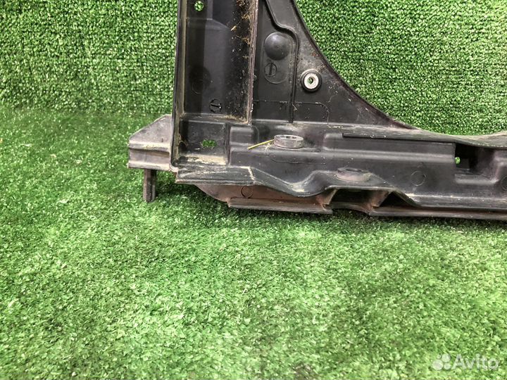 Панель радиаторов Peugeot 308