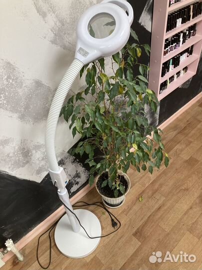 Лампа лупа напольная