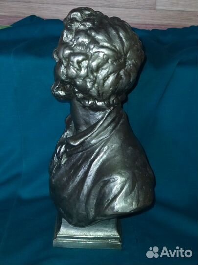 Статуэтка СССР Бюст А.С. Пушкин. Ск. Криворуцкий