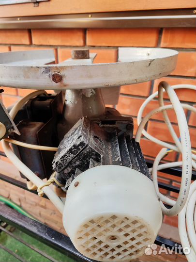 Овощерезка электрическая бу