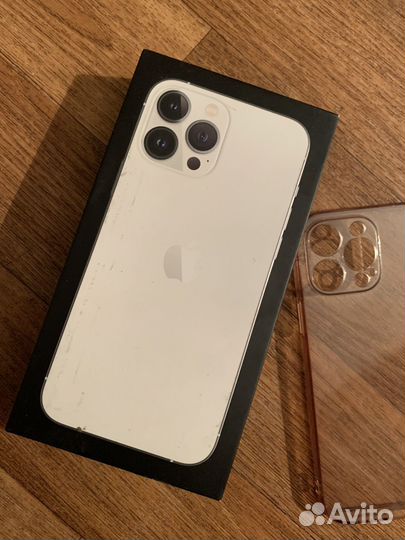 Коробка от iPhone 13 pro max