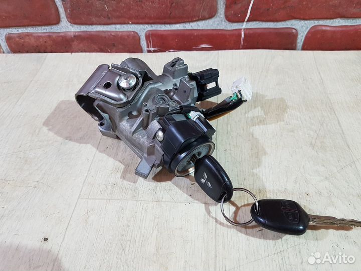 Замок зажигания Mitsubishi asx 1.6