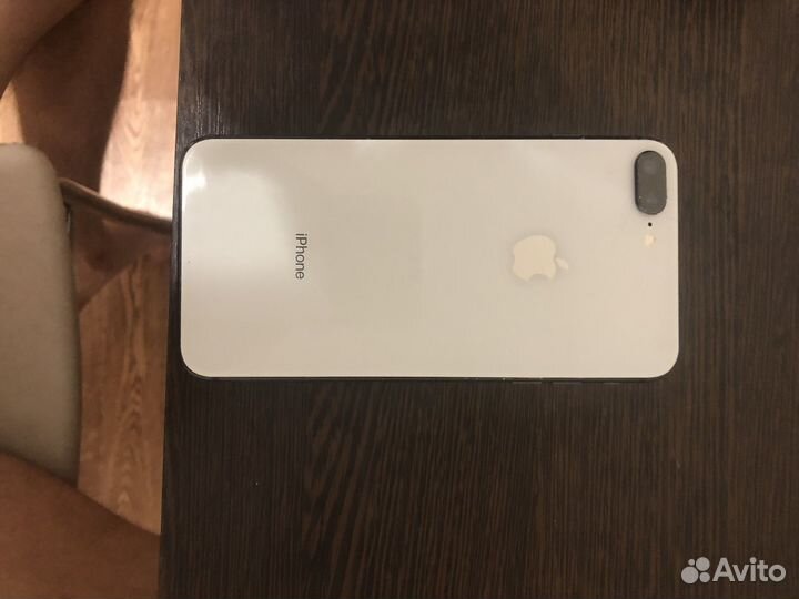 iPhone 8 Plus, 64 ГБ