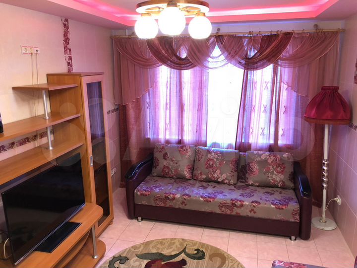 2-к. квартира, 50 м², 1/5 эт.