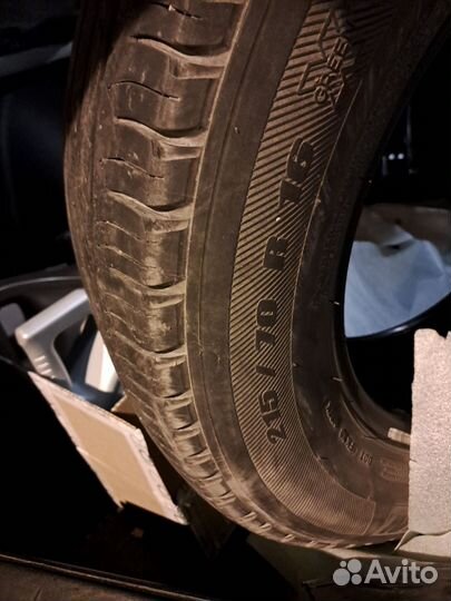 Michelin Latitude Tour HP 215/70 R16
