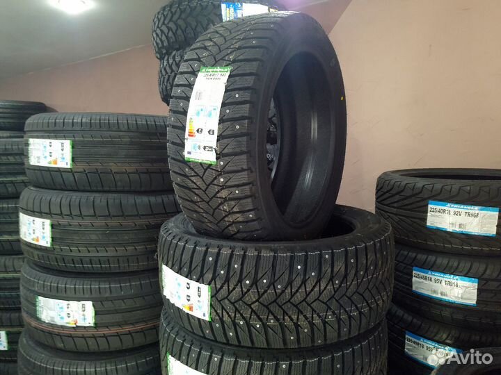 Triangle PS01 215/65 R16 102T