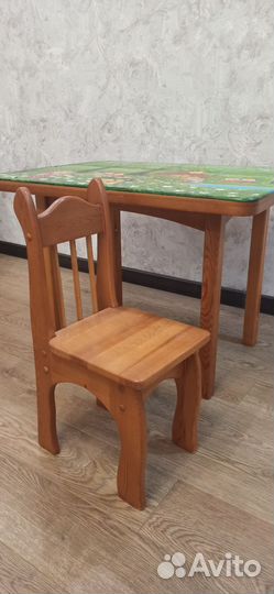 Детский столик и стульчик