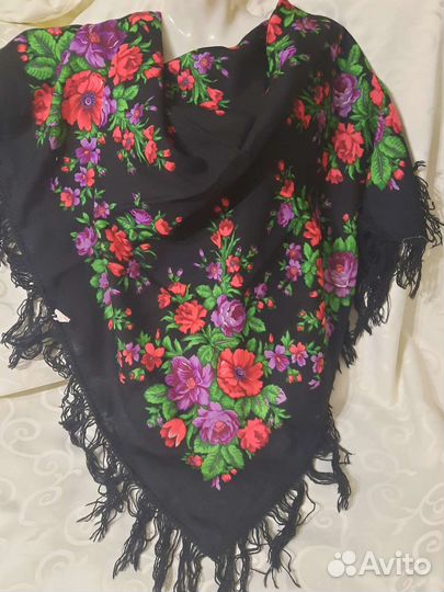 Платок шаль. Павловопосадский платок