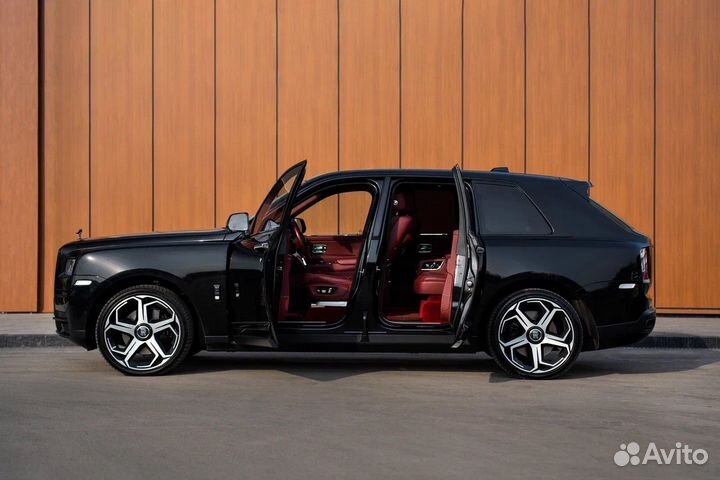 Rolls-Royce Cullinan 6.7 AT, 2021, 36 000 км