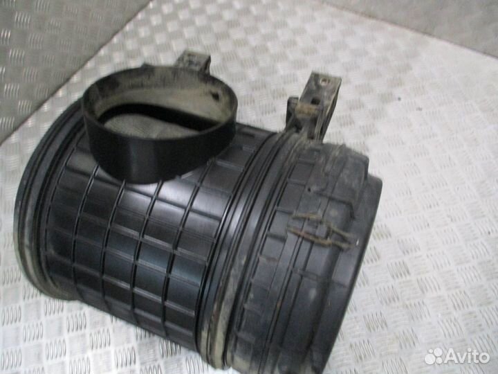 Корпус воздушного фильтра renault 5010626116