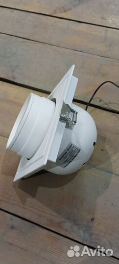 Встраиваемый светодиодный светильник