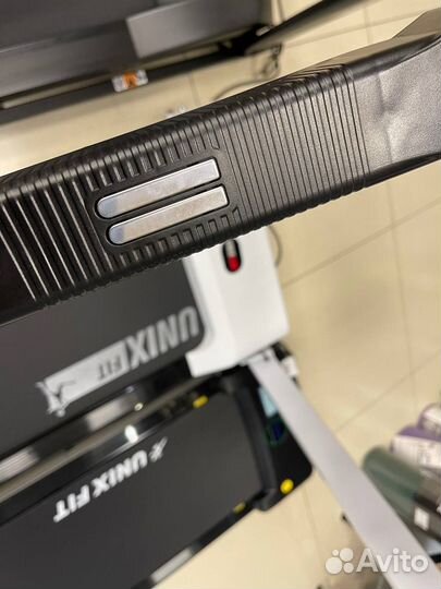 Беговая дорожка unix Fit ST-440N White