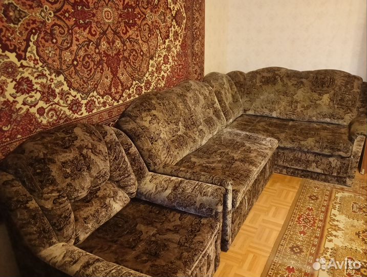 Угловой диван и кресла