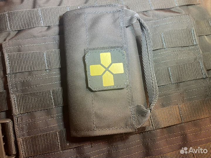 Патчи нашивки кресты на аптечки олива