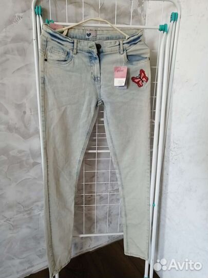 Джинсы для девочки