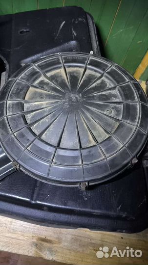 Корпус воздушного фильтра Audi 80B3 026129607H