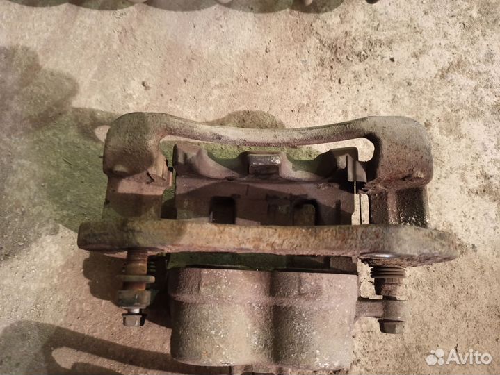 Суппорт тормозной передний, задний ix55 + пружины