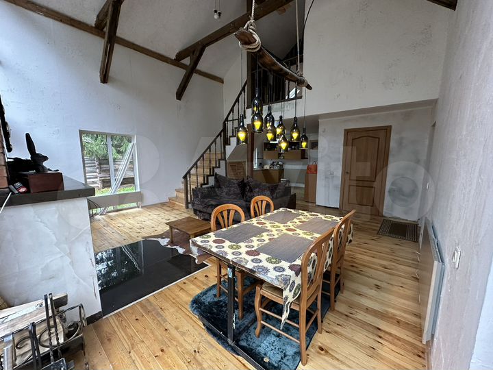 Дом 165 м² на участке 20 сот.