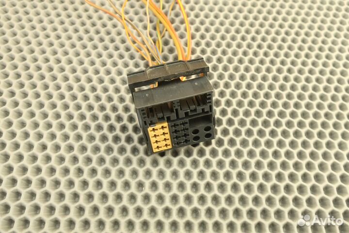 Разъем VAG 3B7035444A