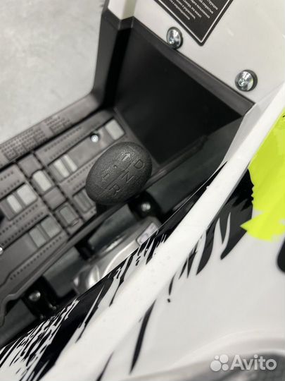 Новый квадроцикл Авантис Оптима 8 Премиум Белый