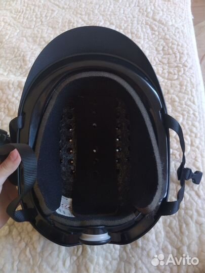 Шлем для конного спорта