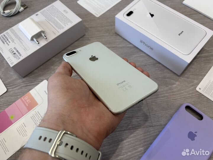 iPhone 8 Plus, 64 ГБ
