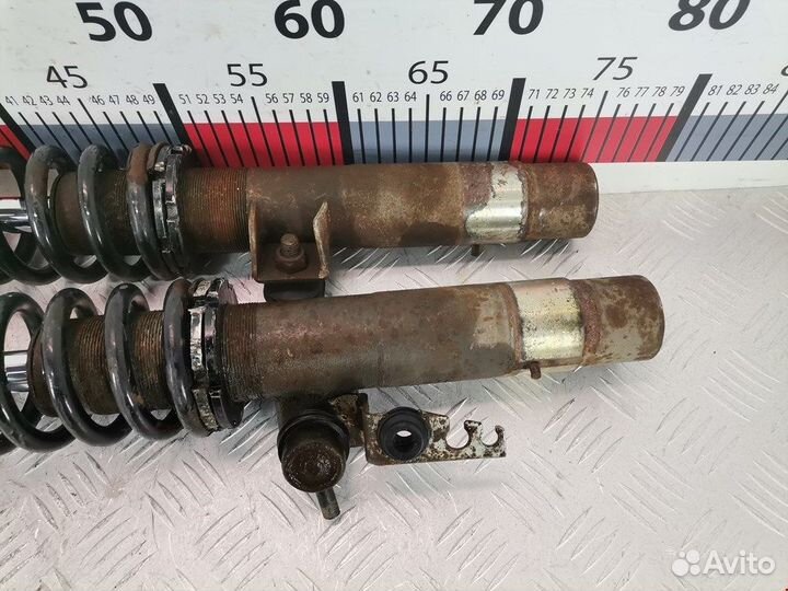 Стойка для BMW 3-Series (E46)