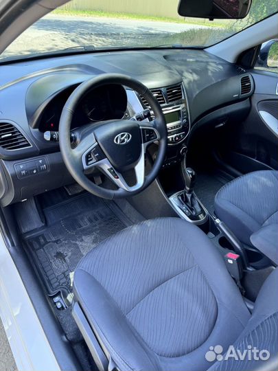 Hyundai Solaris 1.6 AT, 2015, 98 000 км