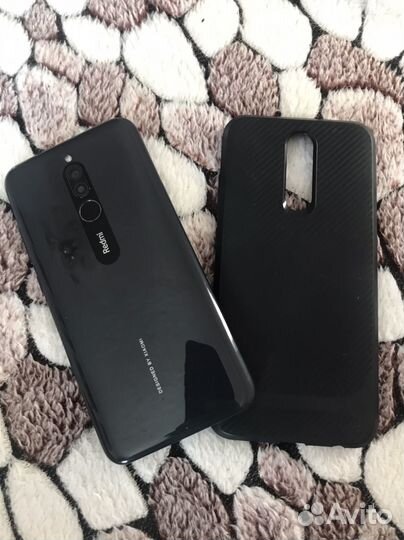 Xiaomi Redmi 8, 3/32 ГБ