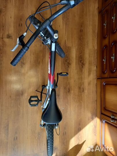 Продается велосипед Larsen Buggy