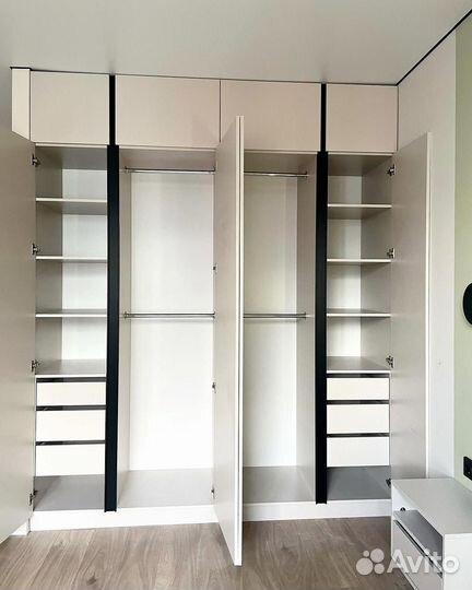 Шкаф распашной на заказ