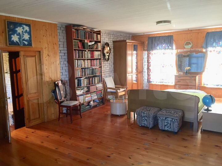 Дом 228 м² на участке 23 сот.