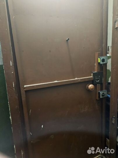 Дверь входная железная бу