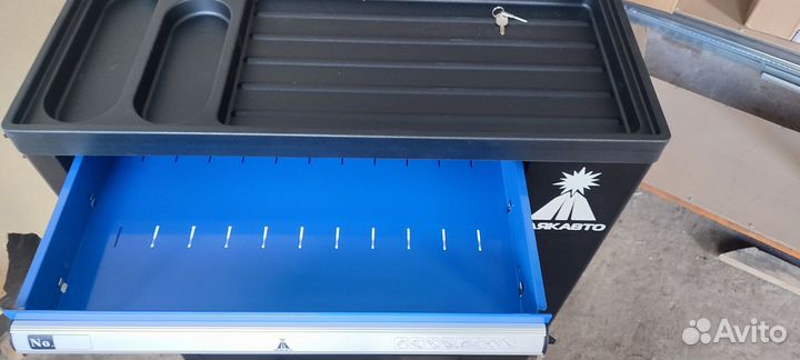 Тележка инструментальная 7 полок