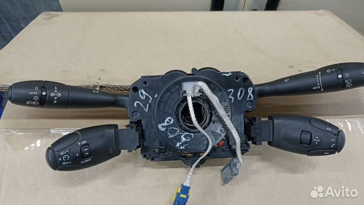 Под Рулевая стрекоза,переключатель Пежо308