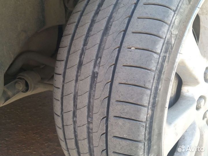 Minerva Emi Zero Van 255/35 R20