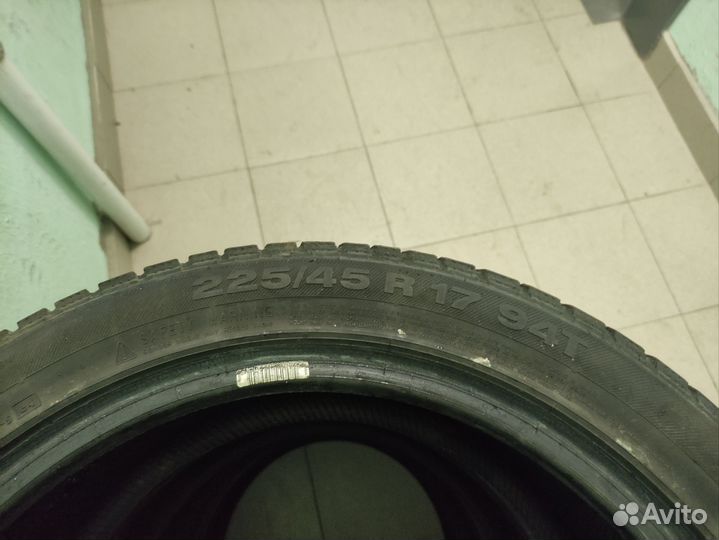 Continental ContiVikingContact 5 225/45 R17 94T