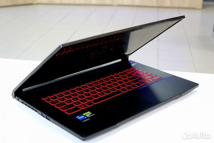Игровой ноутбук MSI / RTX / i7 / 16Gb