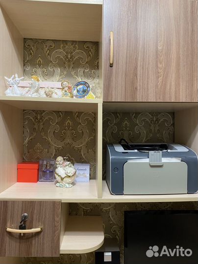 Компьютерный стол