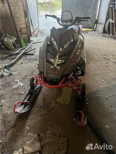 Polaris Pro RMK 800 2015