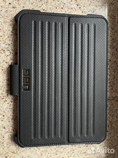 Чехол UAG Metropolis для iPad mini 2021 черный