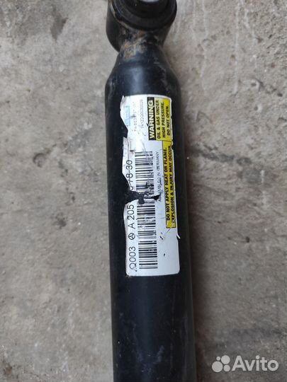 Амортизатор задний Mercedes Benz W 205