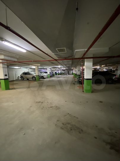 Машиноместо, 16 м²