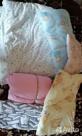 Новые детские подушки и одеяла